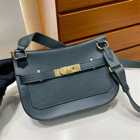 hermes jypsiere or lindy|Hermes the lindy bag.